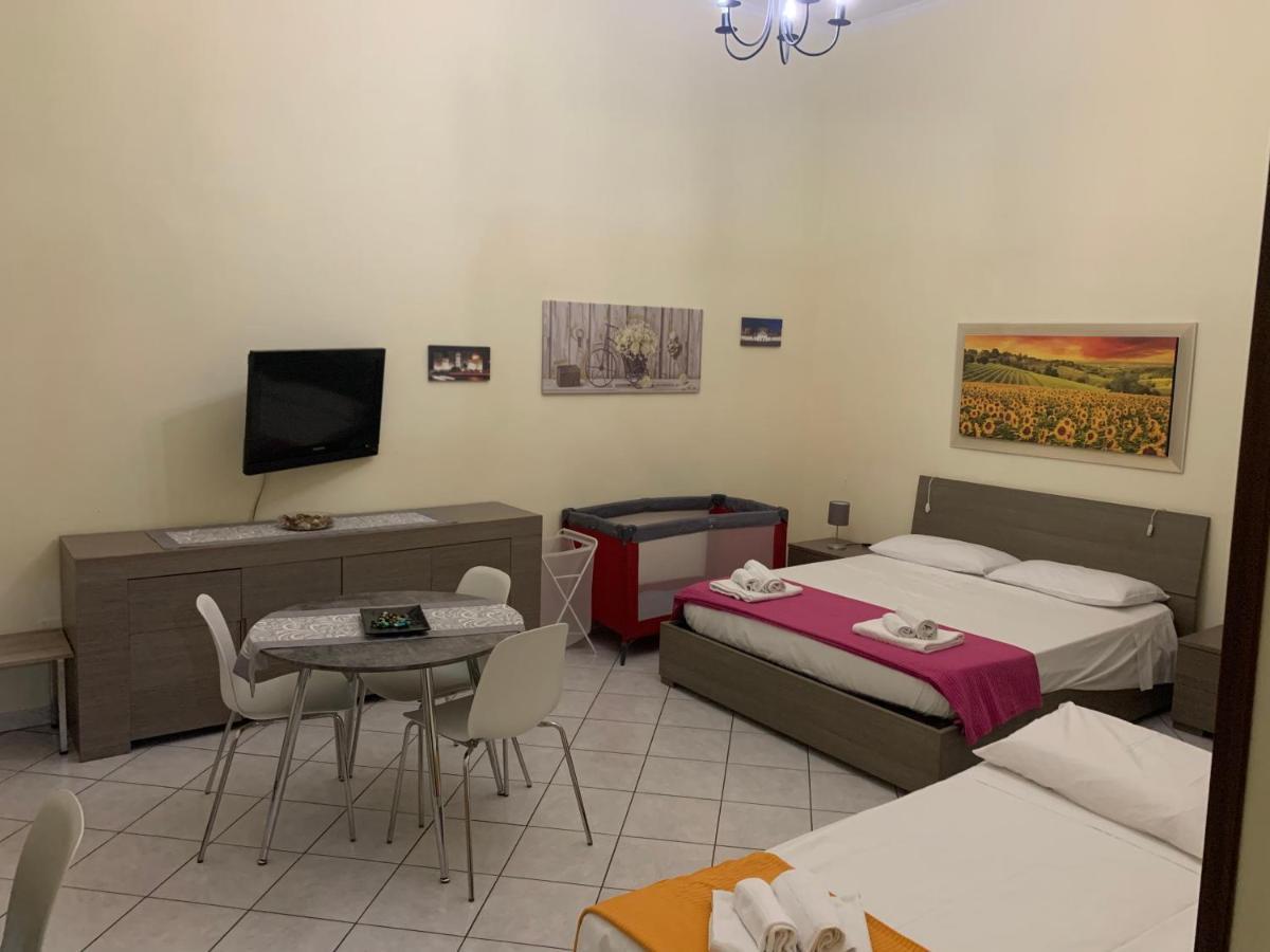 Centro Storico Napoli La Casa Di Ciroヴィラ エクステリア 写真